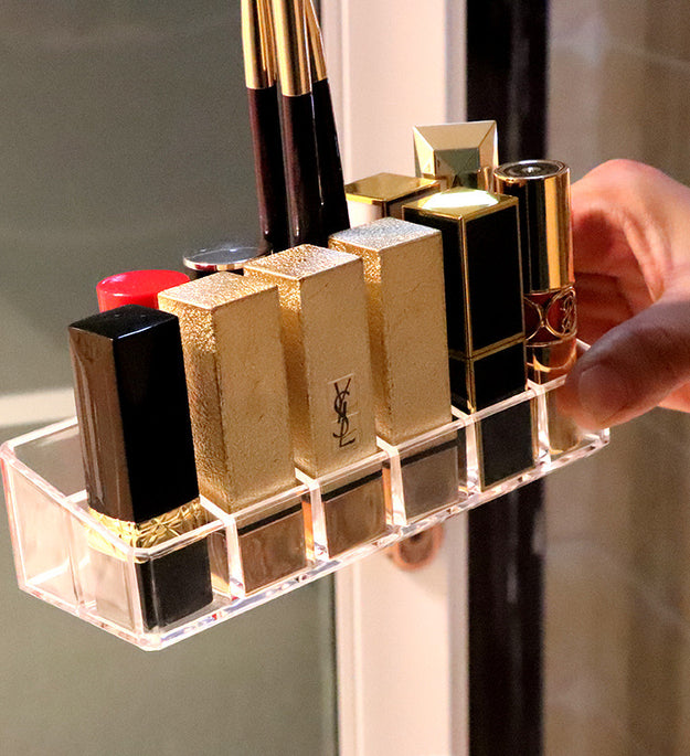 Cosmetic storage box